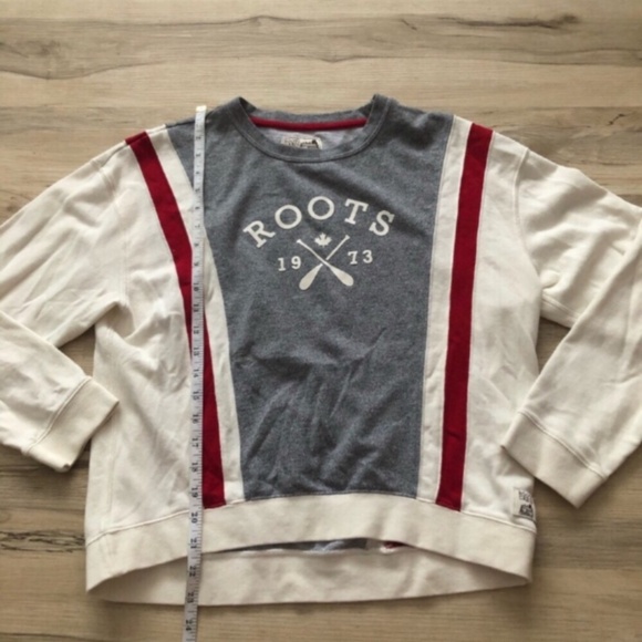 Roots Gray and White Sweatshirt with Red Accents - Picture 5 of 9